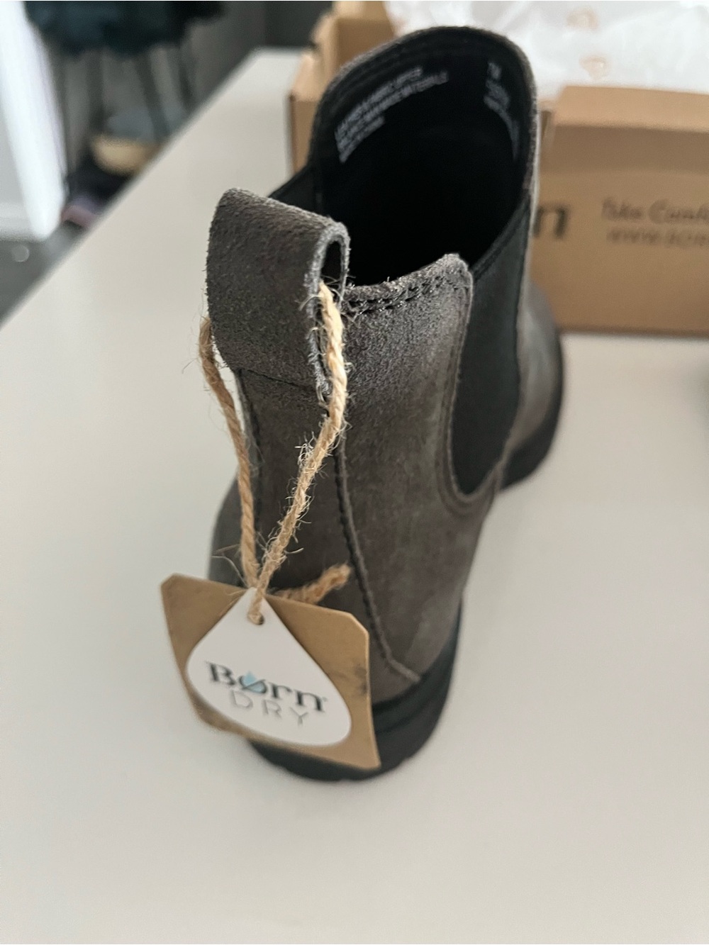 Born Cove Grey Suede Waterproof Boots, NIB, Size 7 - Picture 3 of 12